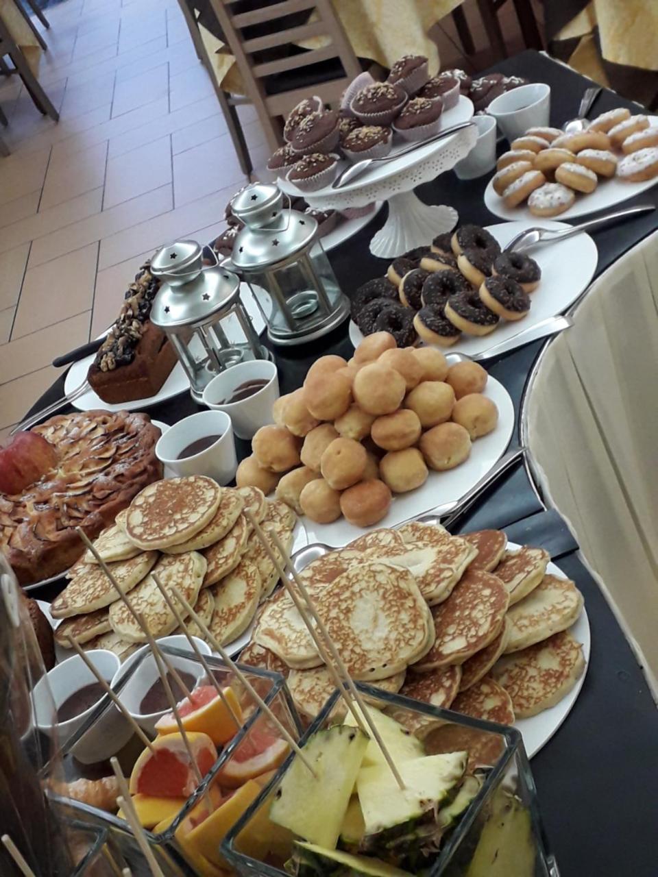 Hotel Etna - Nuova Gestione Romagnola All-Inclusive Spiaggia Parcheggio Riccione Bagian luar foto
